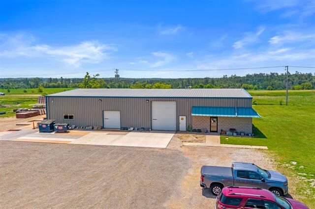 Primary Photo Of 411 Lorry St, Amherst Manufacturing For Lease