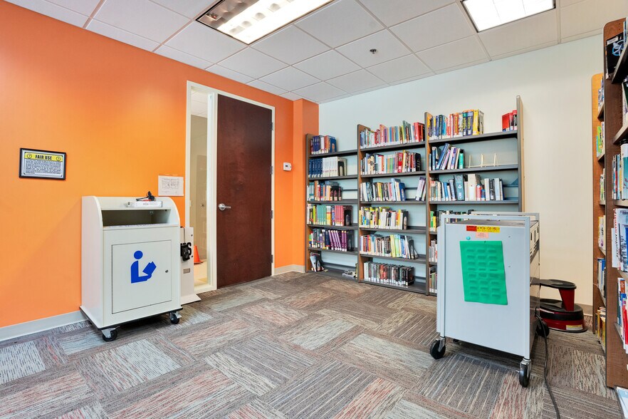 More Photos Of 177 Montgomery Rd, Altamonte Springs Medical For Sale