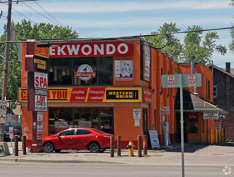 More Photos Of 4578 Yonge St, Toronto Freestanding For Lease