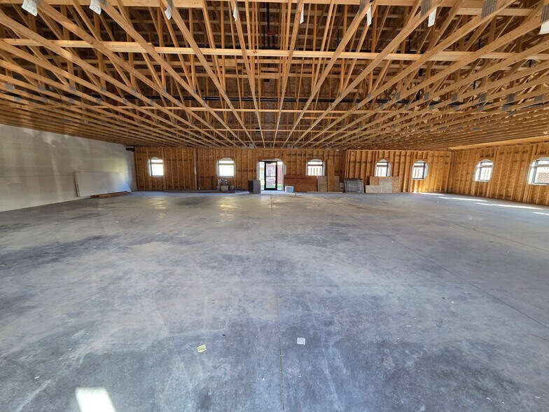 More Photos Of 1915 N Webb Rd, Grand Island Medical For Sale