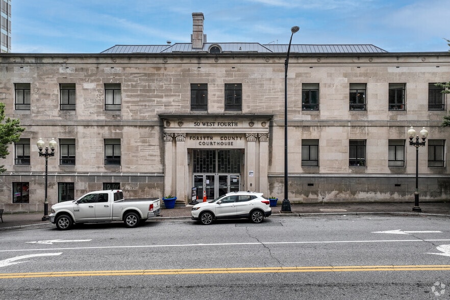 More Photos Of 50 W 4th St, Winston-Salem Apartments For Lease