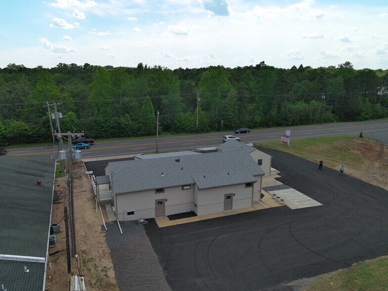 More Photos Of 357 S White Horse Pike, Hammonton Garden Center For Lease