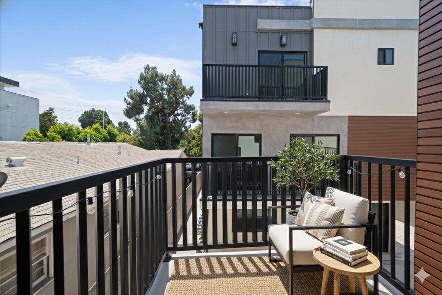 More Photos Of 1840 Stoner Ave, Los Angeles Multifamily For Sale