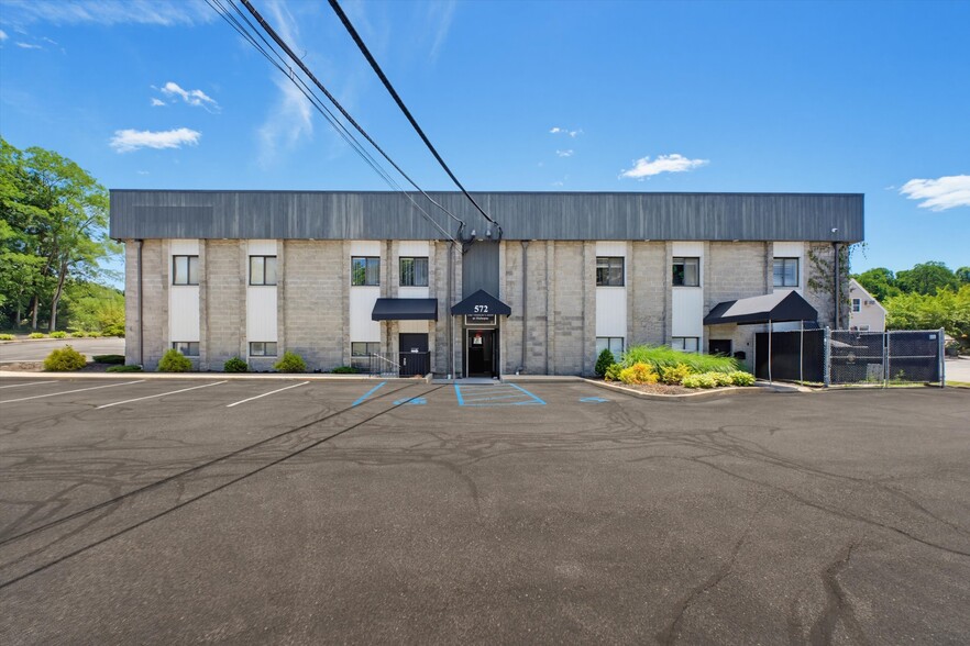 More Photos Of 572 Route 6, Mahopac Medical For Lease