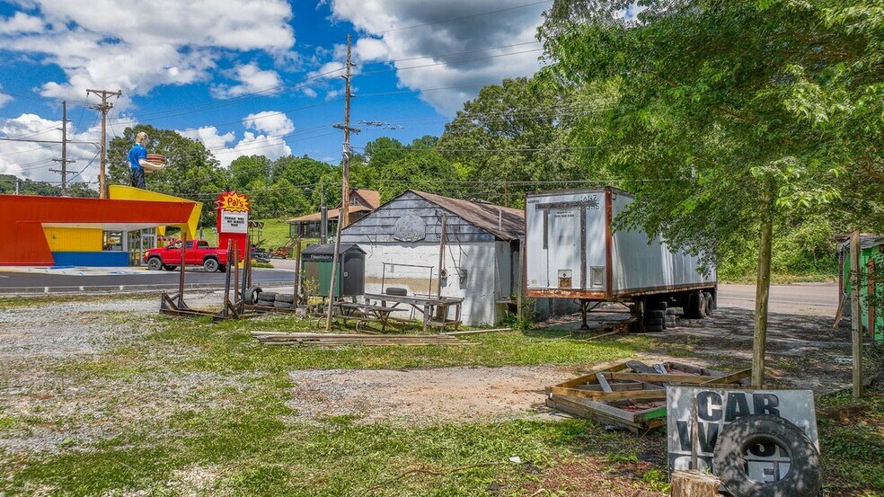 More Photos Of 1308 Lynn Garden Dr, Kingsport Auto Repair For Sale