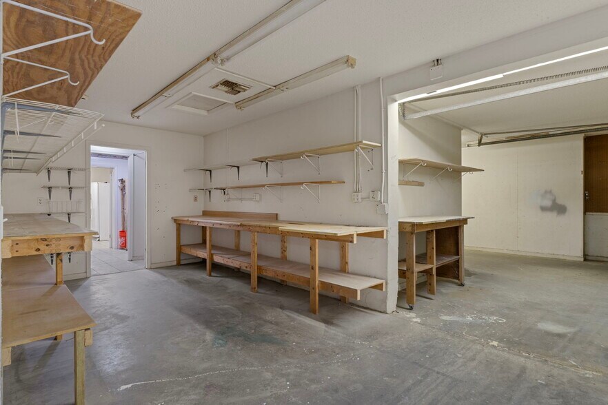 More Photos Of 377 Highway 40 W, Inglis Flex For Sale