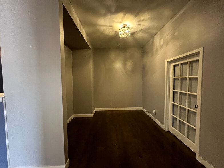 More Photos Of 2517 Jefferson St, Kansas City Warehouse For Lease