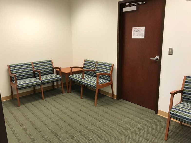 More Photos Of 5700 N Exp 77/83, Brownsville Medical For Lease