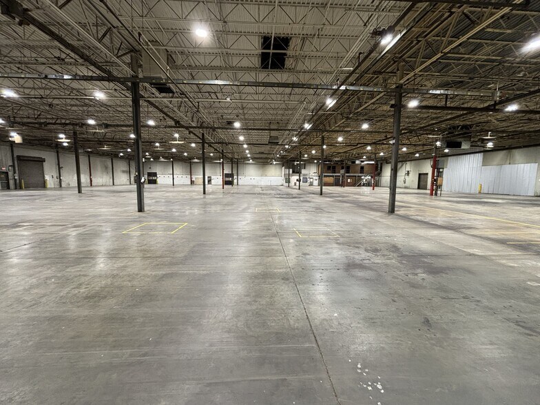 More Photos Of 504 N Ashe Ave, Dunn Warehouse For Lease