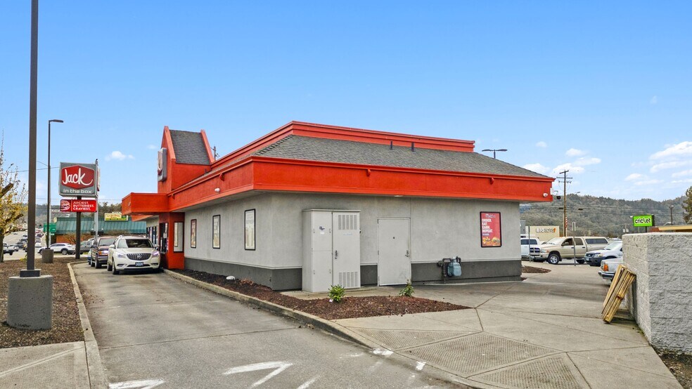 More Photos Of 1400 NE Stephens St, Roseburg Fast Food For Sale