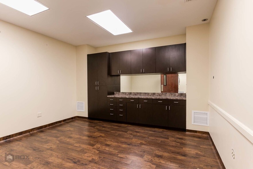 More Photos Of 12460-12468 W Atlantic Blvd, Coral Springs Medical For Lease