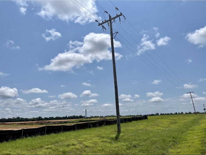 More Photos Of NE 36th & N Midwest Blvd, Spencer Land For Sale