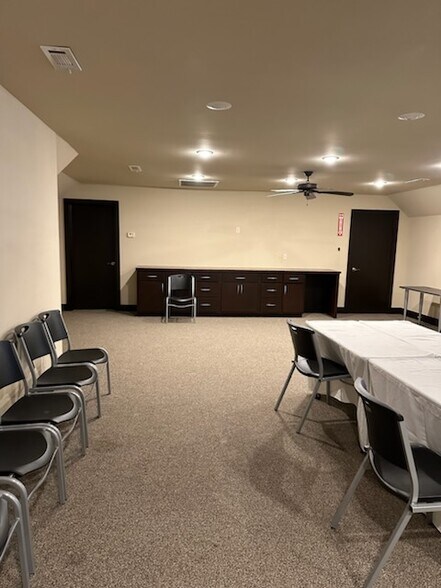 More Photos Of 1441 W Pleasant Grove Rd, Rogers Self Storage For Lease