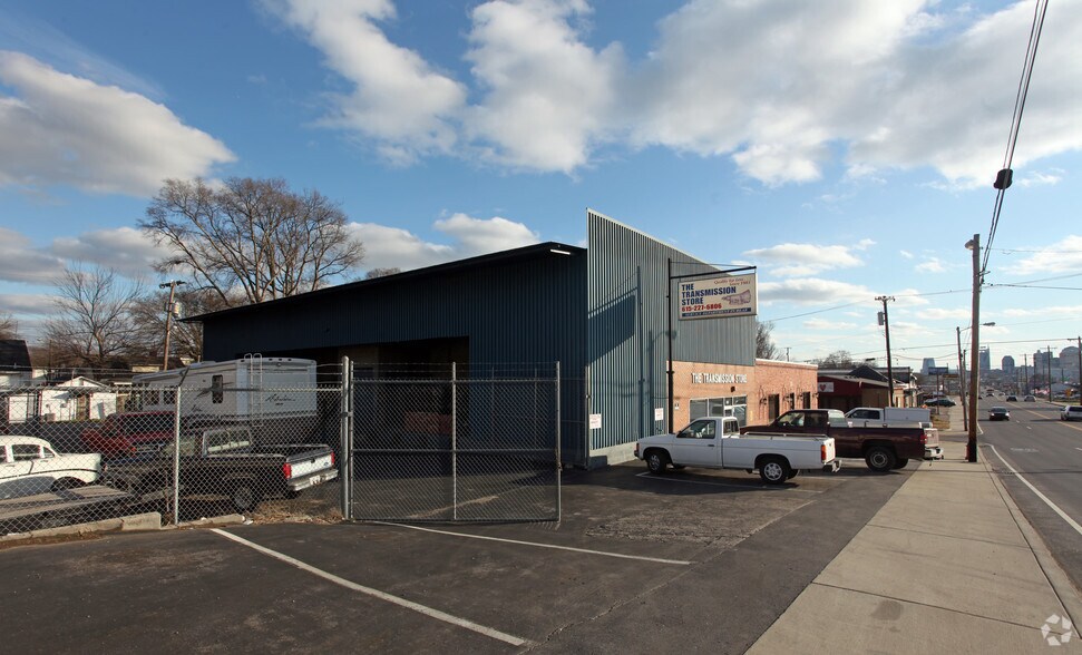 Primary Photo Of 1201-1203 Dickerson Pike, Nashville Light Distribution For Lease