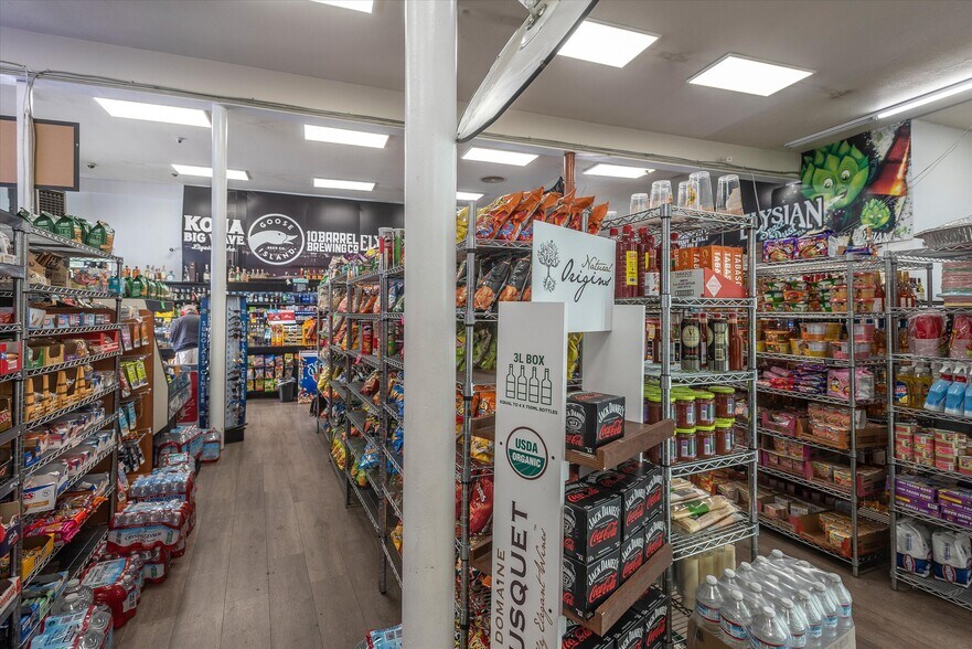More Photos Of 16 W 25th Ave, San Mateo Convenience Store For Sale