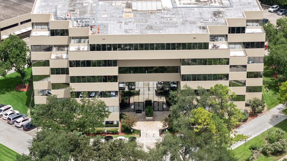 More Photos Of 2825 Wilcrest Dr, Houston Office For Lease