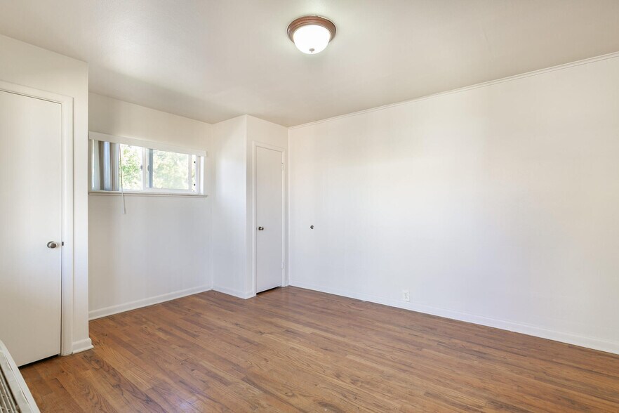 More Photos Of 901 Jasmine St, Denver Apartments For Sale