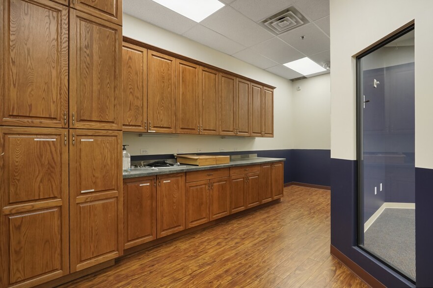 More Photos Of 10835 Dover St, Westminster Unknown For Lease