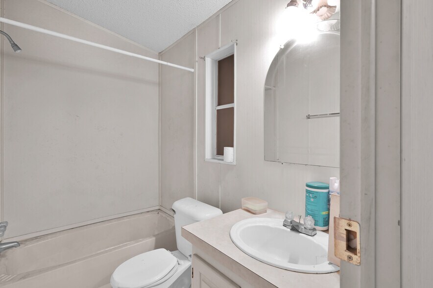 More Photos Of 480 Bowling rd, Pointblank Manufacturing For Sale