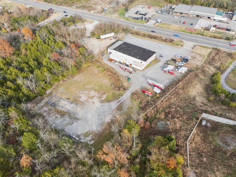 More Photos Of 3502 Dickerson Pike, Nashville Flex For Sale