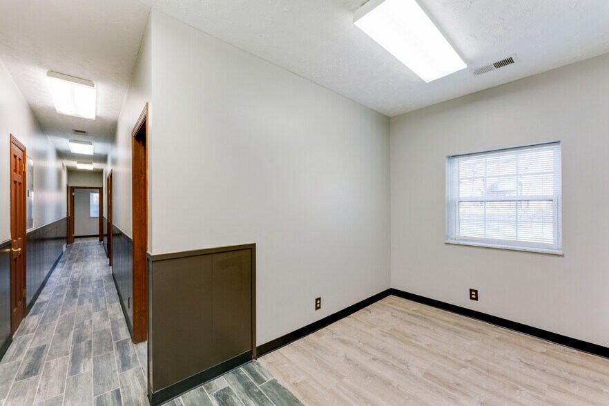 More Photos Of 6501 E Livingston Ave, Reynoldsburg Medical For Lease