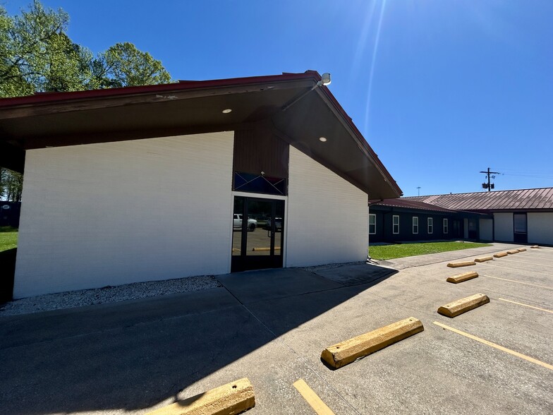 More Photos Of 4265 E Lucas Dr, Beaumont Religious Facility For Sale