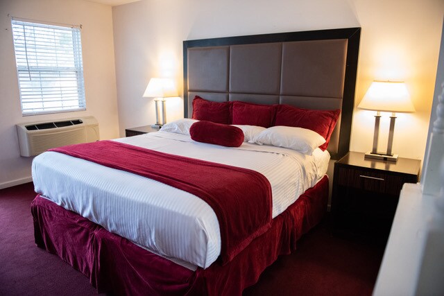 More Photos Of 360 Highway 62 E, Salem Hotel For Sale