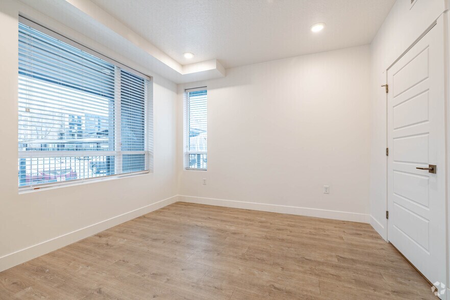 More Photos Of 1925 W North Temple, Salt Lake City Apartments For Lease