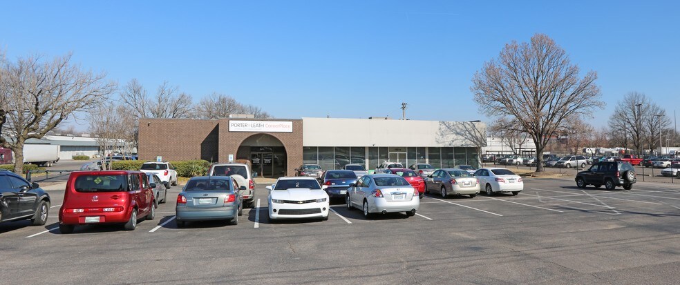 More Photos Of 1100-1108 E Brooks Rd, Memphis Freestanding For Lease