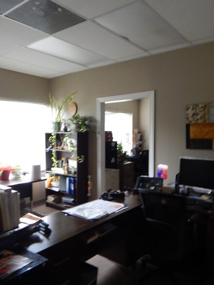 More Photos Of 585 Tennessee Gas Rd, Greenville Office For Sale