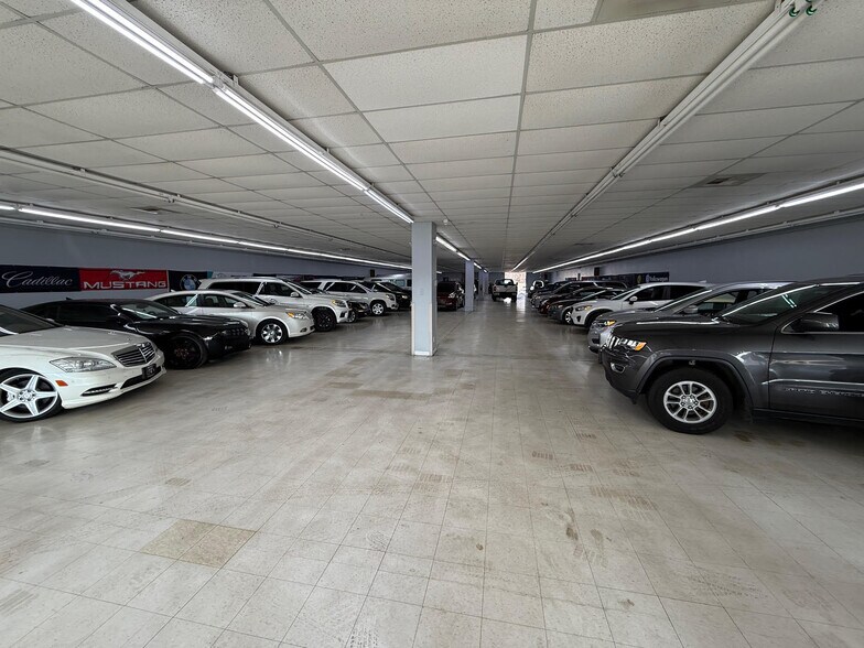 More Photos Of 4633 Northfield Rd, North Randall Freestanding For Lease