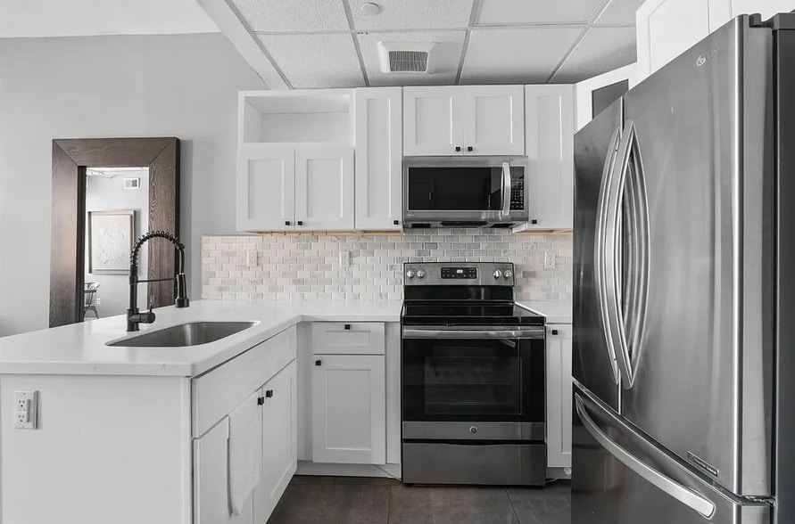 More Photos Of 414 W 45th St, New York Apartments For Sale