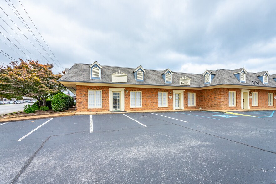 More Photos Of 5811 Lee Hwy, Chattanooga Medical For Lease