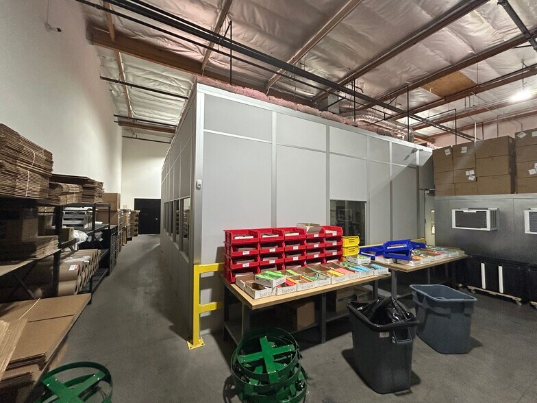 More Photos Of 150 N Gibson Rd, Henderson Industrial For Sale