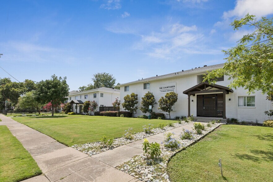 Primary Photo Of 5015 Bryan St, Dallas Apartments For Sale