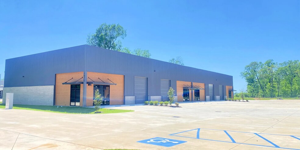 Primary Photo Of 4671-4675 Marlena St, Bossier City Warehouse For Lease