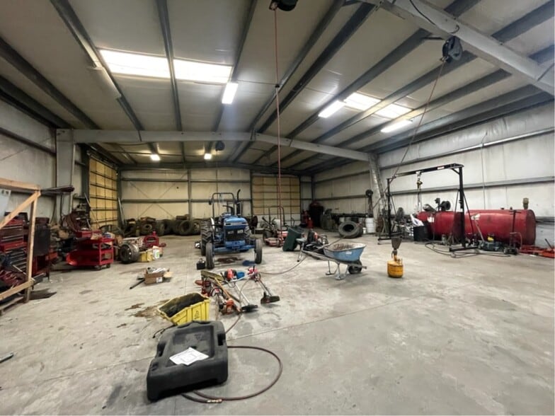 More Photos Of 3032 Gum Ct, Chesapeake Service For Lease