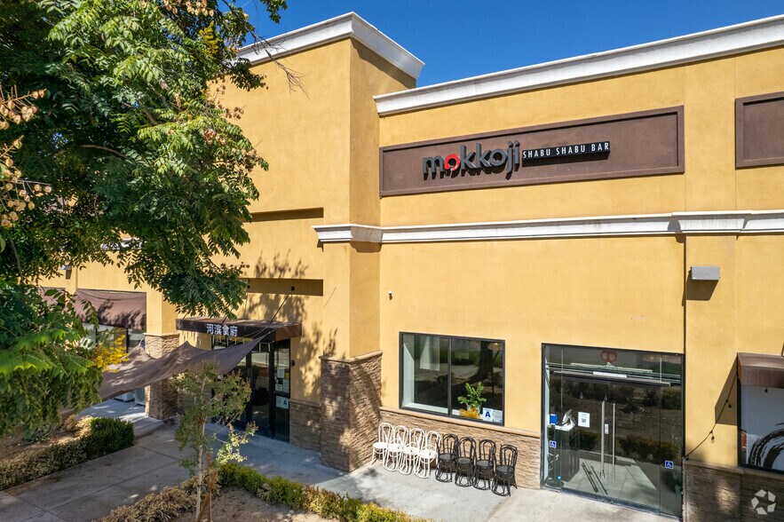 More Photos Of 1575 University Ave, Riverside Freestanding For Lease