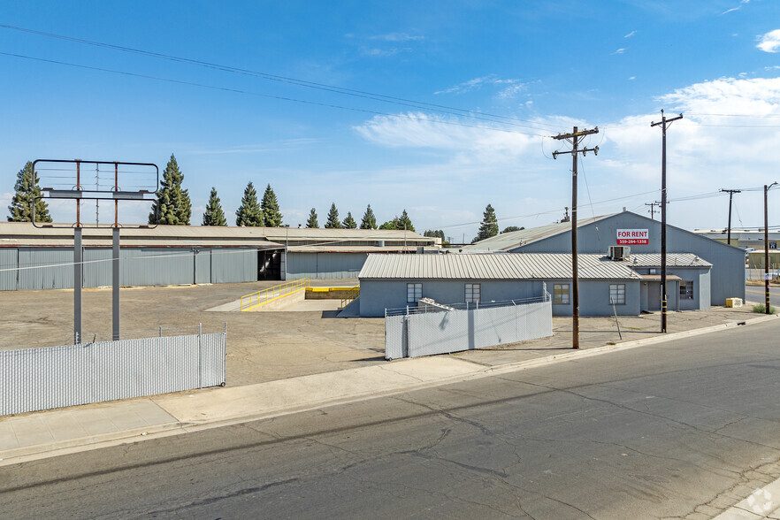 More Photos Of 3200 E Central Ave, Fresno Warehouse For Lease