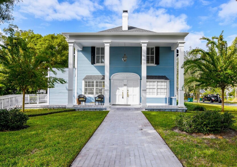 Primary Photo Of 851 N Donnelly St, Mount Dora Medical For Sale