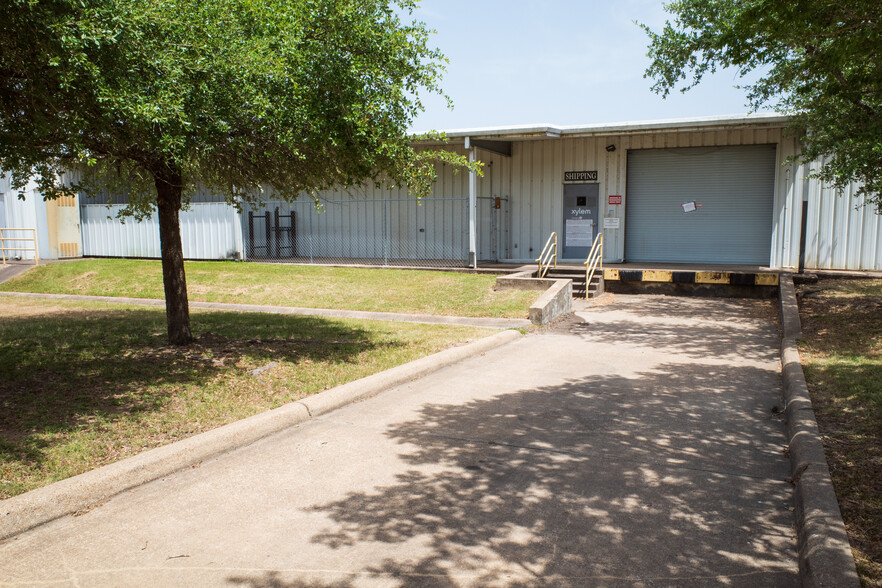 Primary Photo Of 151 Graham Rd, College Station Research And Development For Lease