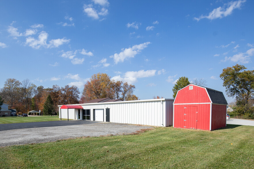 Primary Photo Of 61 Norris Ave, North Vernon Flex For Sale