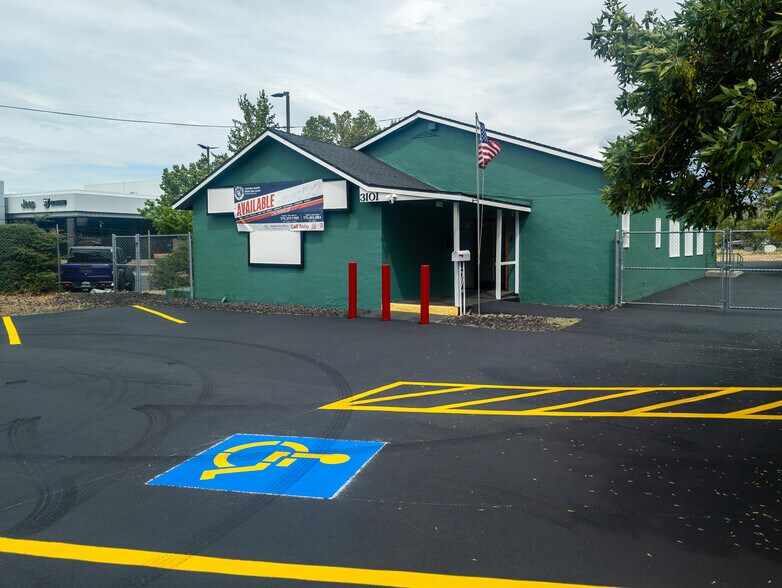 More Photos Of 3101 S Carson St, Carson City Freestanding For Lease