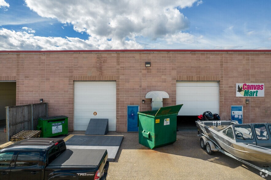 More Photos Of 4041 74th Ave SE, Calgary Warehouse For Lease
