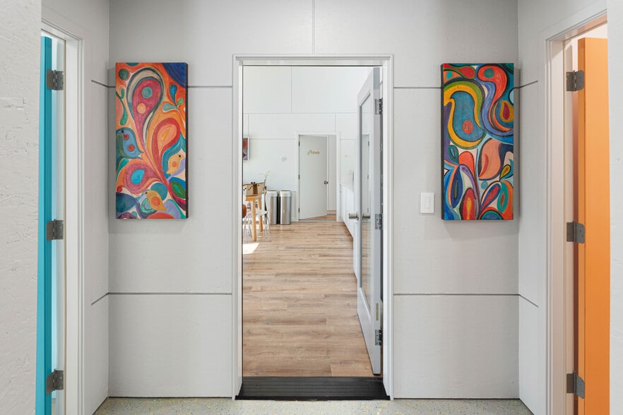 More Photos Of 7103 Lake View Rdg, Lake Ann Hospitality For Sale