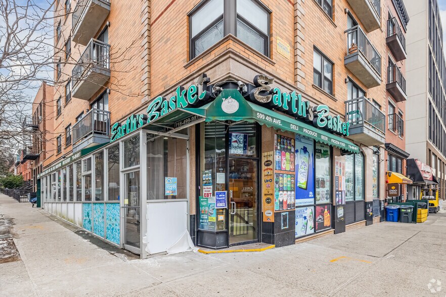 Primary Photo Of 599 4th Ave, Brooklyn Apartments For Lease