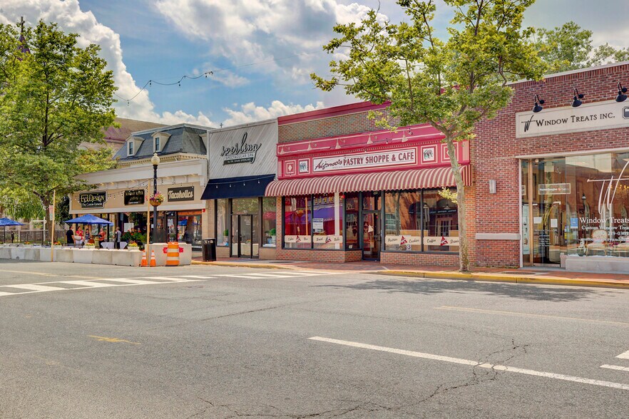 More Photos Of 86-88 Broad St, Red Bank Storefront Retail Office For Lease