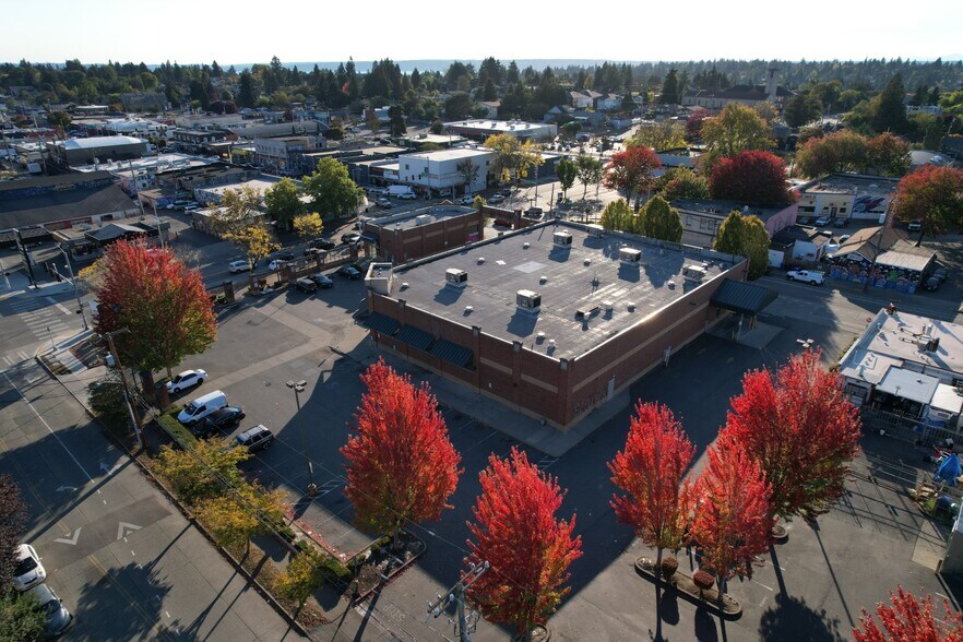 More Photos Of 9400-9456 16th Ave SW, Seattle Unknown For Lease