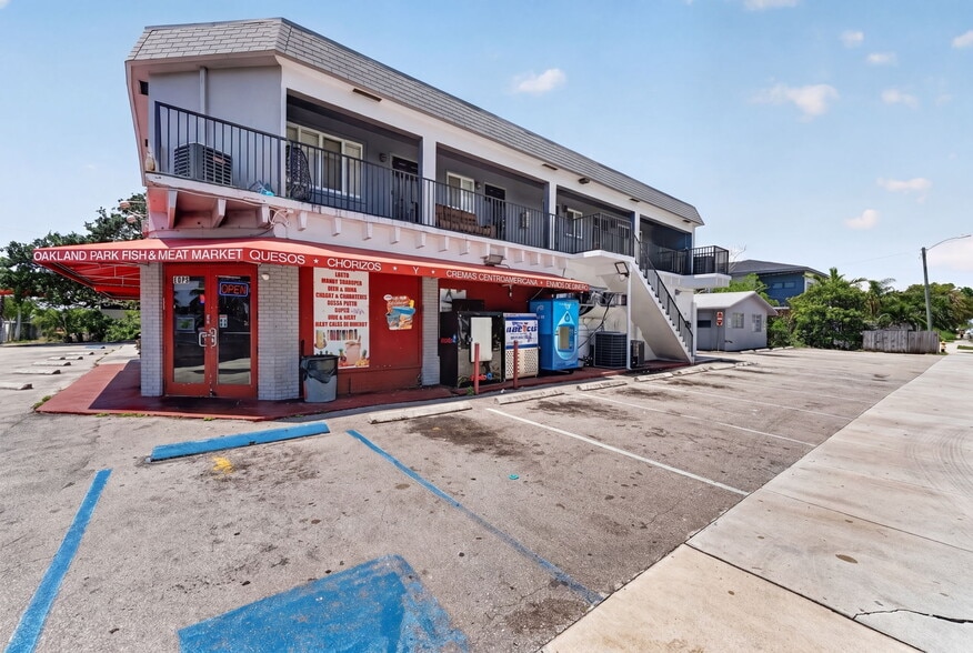 More Photos Of 4087-4095 N Andrews Ave, Oakland Park Storefront Retail Residential For Sale