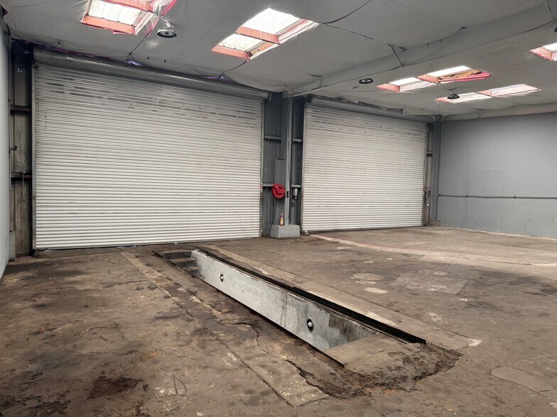 More Photos Of 112 Belle Ter, Bakersfield Truck Terminal For Lease